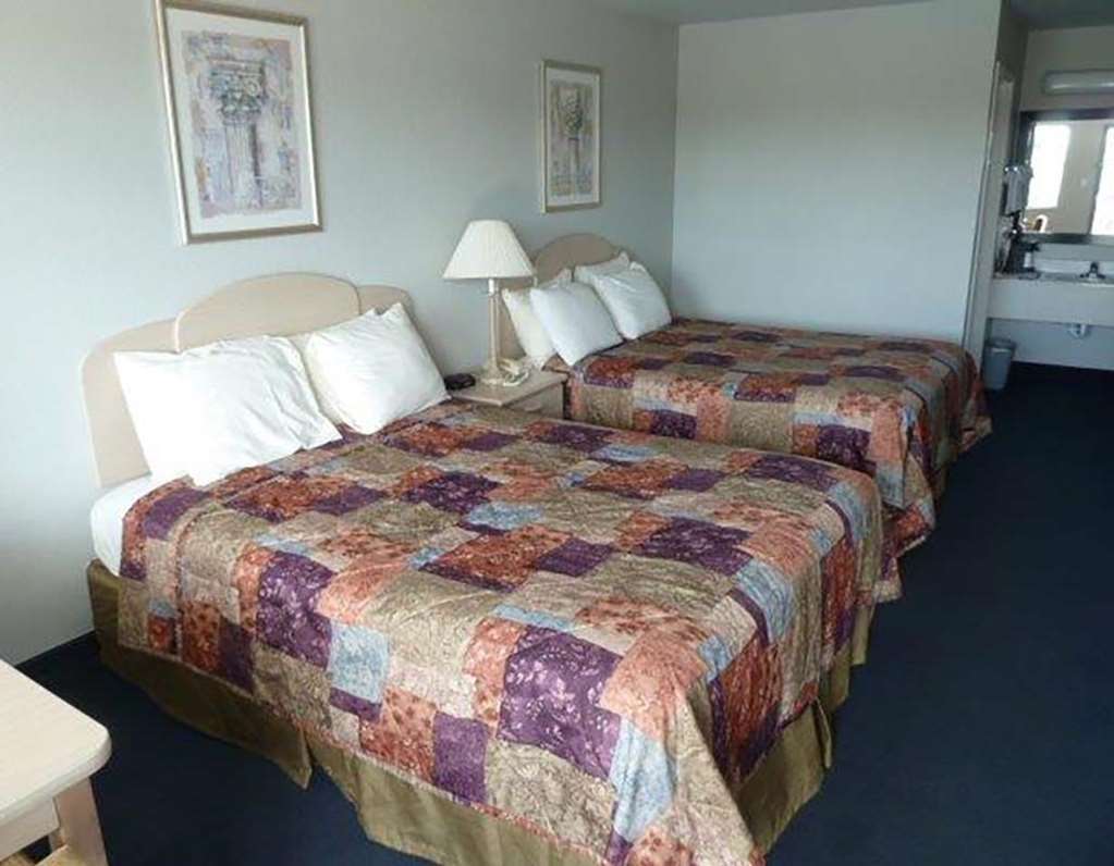 Americas Best Value Inn New Braunfels Room photo