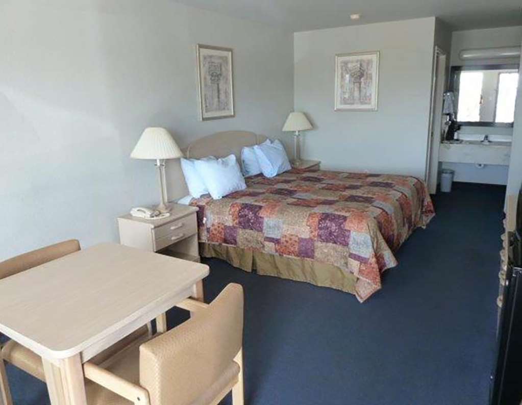 Americas Best Value Inn New Braunfels Room photo